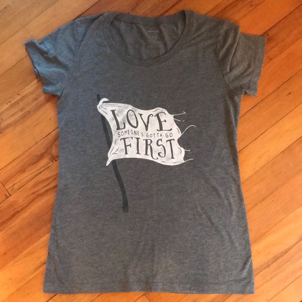 Love Tshirt